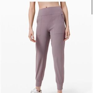 NWT Lululemon Align Jogger 28"